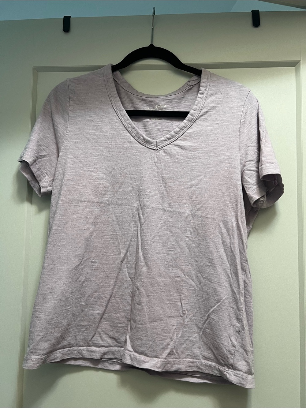 Universal Thread Women's V-Neck Tee Bundle - Picture 4 of 5